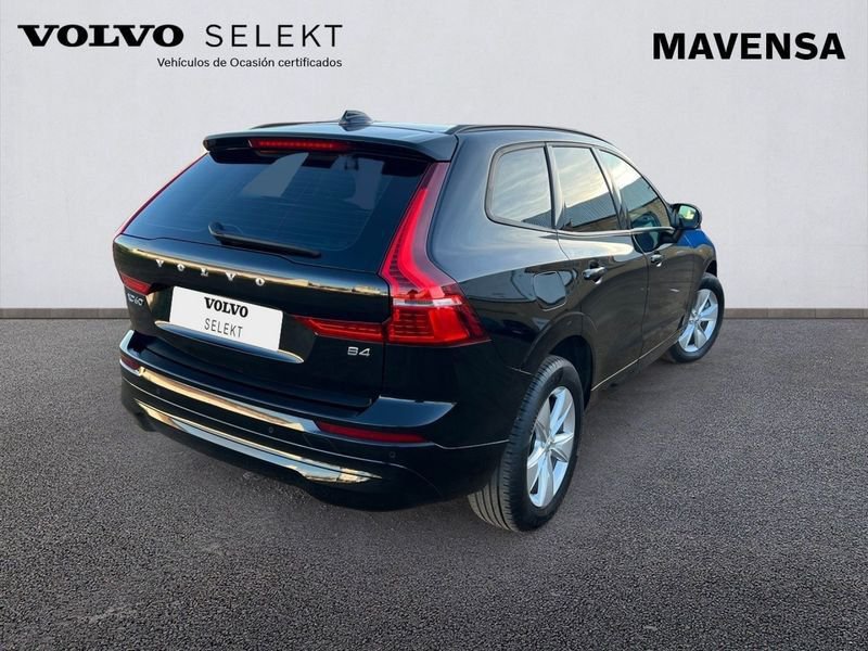 Volvo XC60 Diésel 2.0 B4 D Essential Auto Seminuevo en la provincia de Badajoz - Maven e hijos (Avda. Vegas Altas, 32 - Don Benito) img-2