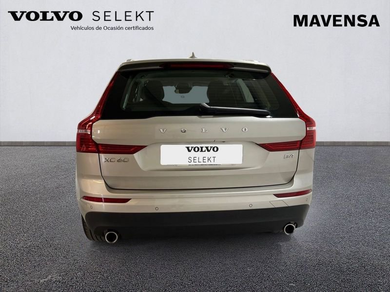 Volvo XC60 Diésel 2.0 B4 D Momentum Pro Auto Seminuevo en la provincia de Badajoz - Maven e hijos (Avda. Vegas Altas, 32 - Don Benito) img-8