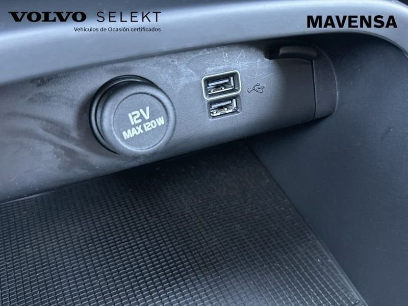 Volvo XC40 Diésel 2.0 D3 Momentum Auto Seminuevo en la provincia de Badajoz - Maven e hijos (Avda. Vegas Altas, 32 - Don Benito) img-20