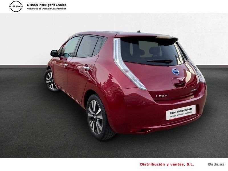 Nissan Leaf Eléctrico 5p 109 CV Tekna 24 kWh Seminuevo en la provincia de Badajoz - Maven e hijos (Avda. Vegas Altas, 32 - Don Benito) img-5