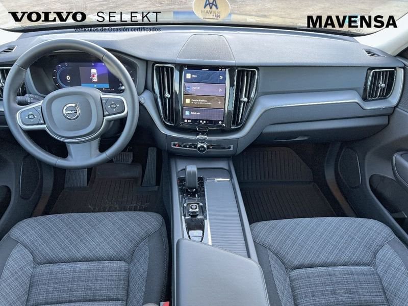 Volvo XC60 Diésel 2.0 B4 D Essential Auto Seminuevo en la provincia de Badajoz - Maven e hijos (Avda. Vegas Altas, 32 - Don Benito) img-12