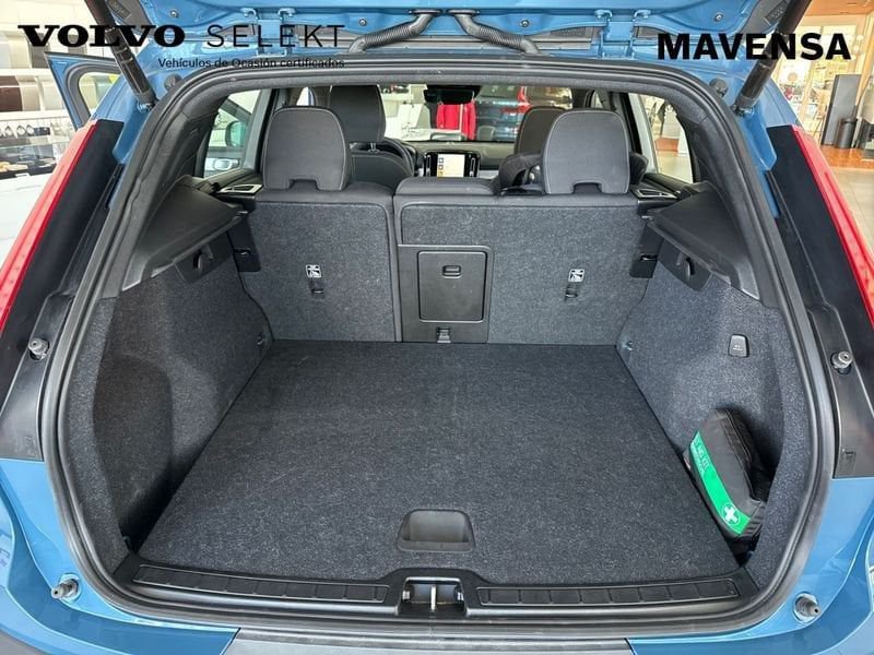 Volvo XC40 Híbrido 1.5 T4 Recharge PHEV Core Auto Bright Seminuevo en la provincia de Badajoz - Maven e hijos (Avda. Vegas Altas, 32 - Don Benito) img-10