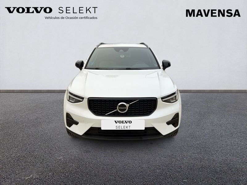 Volvo XC40 Híbrido 1.5 T4 Recharge PHEV Plus Dark Auto Seminuevo en la provincia de Badajoz - Maven e hijos (Avda. Vegas Altas, 32 - Don Benito) img-3