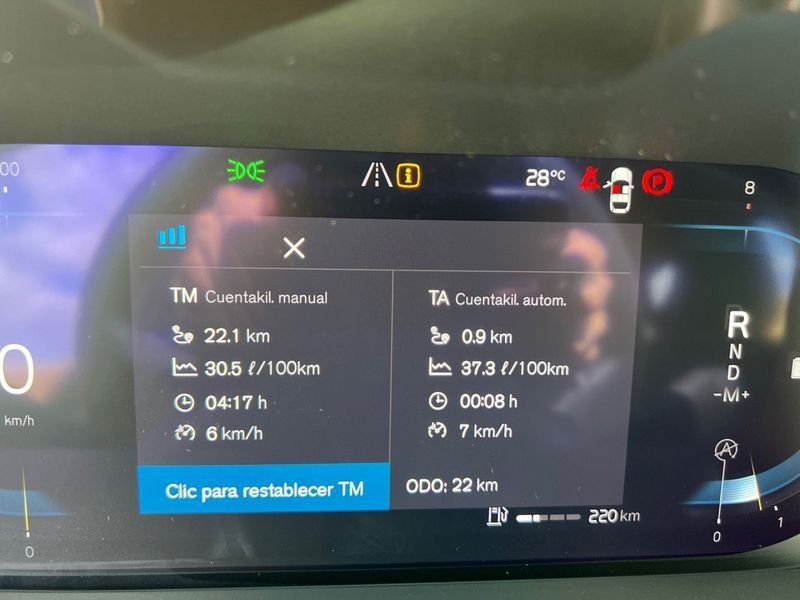 Volvo XC40 Gasolina 2.0 B3 G Core Auto Seminuevo en la provincia de Badajoz - Maven e hijos (Avda. Vegas Altas, 32 - Don Benito) img-22