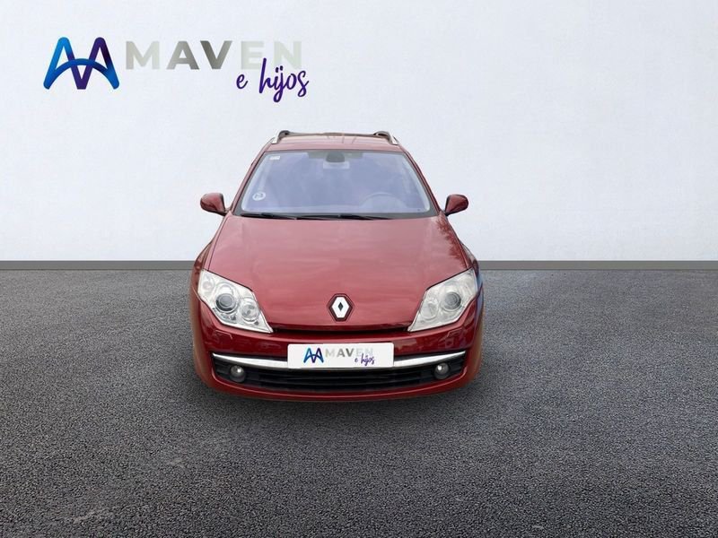 Renault Laguna Diésel G. Tour Authentique 2.0dCi 130CV Seminuevo en la provincia de Badajoz - Maven e hijos (Avda. Vegas Altas, 32 - Don Benito) img-2