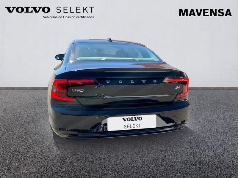 Volvo S90 Gasolina 2.0 B4 G Momentum Pro Auto Seminuevo en la provincia de Badajoz - Maven e hijos (Avda. Vegas Altas, 32 - Don Benito) img-8
