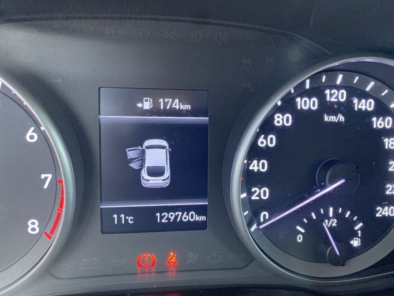 Hyundai i30 Gasolina 1.0 TGDI Link Fastback Seminuevo en la provincia de Badajoz - Maven e hijos (Avda. Vegas Altas, 32 - Don Benito) img-19