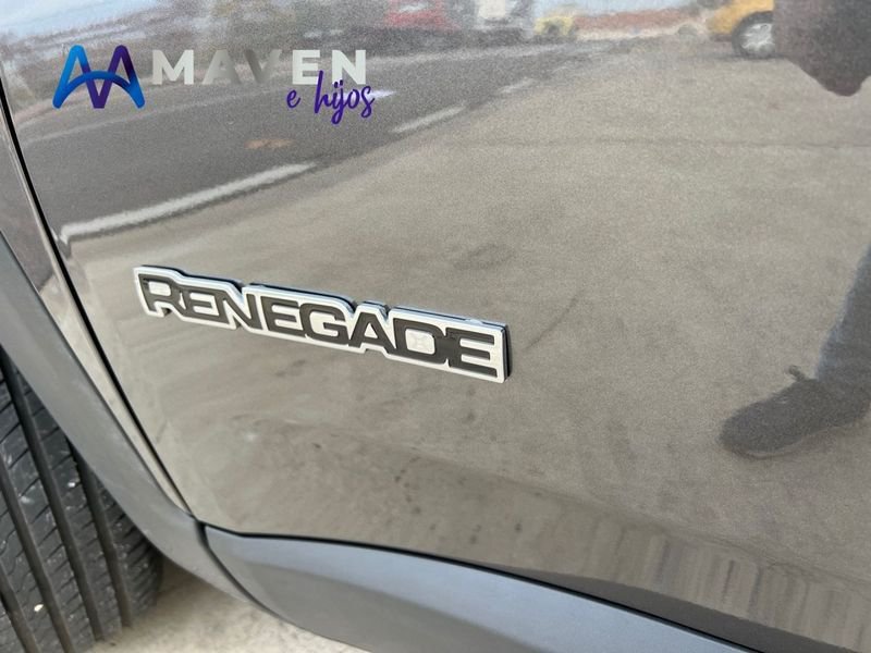 Jeep Renegade Gasolina 80 Aniversario 1.0G 88kW (120CV) 4x2 Seminuevo en la provincia de Badajoz - Maven e hijos (Avda. Vegas Altas, 32 - Don Benito) img-22