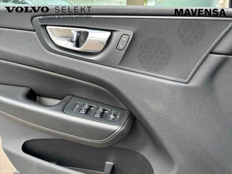 Volvo XC60 Diésel 2.0 B4 D Momentum Pro Auto Seminuevo en la provincia de Badajoz - Maven e hijos (Avda. Vegas Altas, 32 - Don Benito) img-21