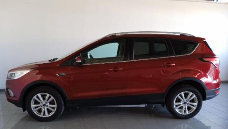 Ford Kuga Dièsel 1.5 TDCI 88KW TREND+ 2WD 120 5P USAT a Girona - Garatge Central (C/ Nou 217 - Figueres) img-2