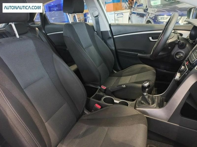 Hyundai i30 Gasolina 1.4 mpi bd go 100 Seminuevo en la provincia de Alicante - Autonáutica img-18