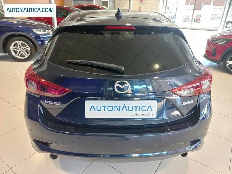 Mazda 3 Gasolina 2.0 luxury 88kw Seminuevo en la provincia de Alicante - Autonáutica img-9