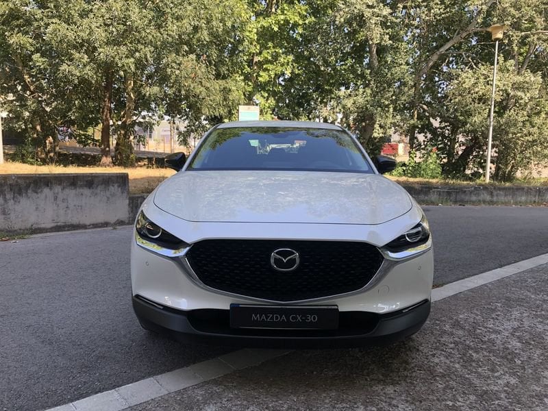 Mazda CX-30 Gasolina 2.0 e-SKYACTIV-X 2.0 186cv Homura Km 0 en la provincia de Barcelona - Autobages (Plaça Prat de la Riba 1 - Manresa) img-3