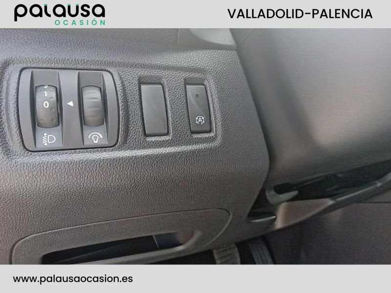 Renault Clio Gasolina 0.9 TCE ZEN 66KW - 18 90 5P Seminuevo en la provincia de Palencia - Autopalsa (Calle Italia 144 - Palencia) img-17