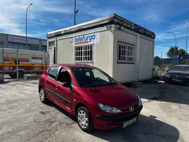 Peugeot 2061.4