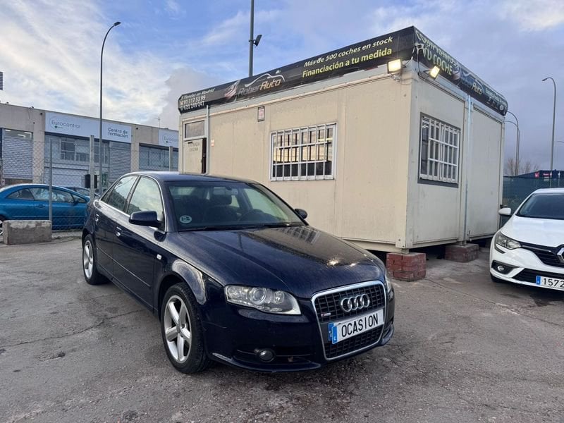 Audi A 42.0